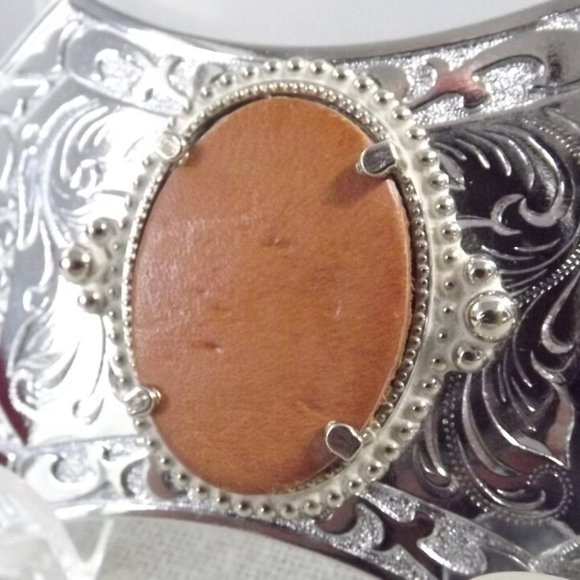 Silver Southwestern Belt Buckle w/ Leather Insert - Picture 4 of 9